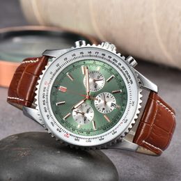 B05 Fashion Business Chronograph Dial Panda Eye Eye en acier inoxydable Watch Band Mens Quartz Wrist Watch Watchs B01