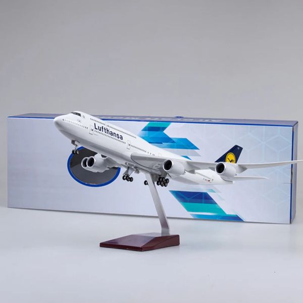 B747 Lufthansa modelo de avión de juguete 1/150 aerolínea 747 modelo de avión tren de aterrizaje ligero y rueda modelo de avión de resina plástica 240116