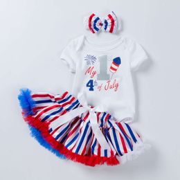 Baby 2024 New Suit Día Americana de Independencia Apoceadora recién nacida Sweetheart Stripe Skirt Baby Baby Born