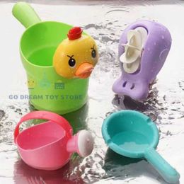 Baby Bath Toys 4pcs Baby Summer Beach Toys Cartoon Sable Piscine Piscine Eau jouant Bath Toys Kids Soft Rubbery Backet Kettle Waterwheel Gift