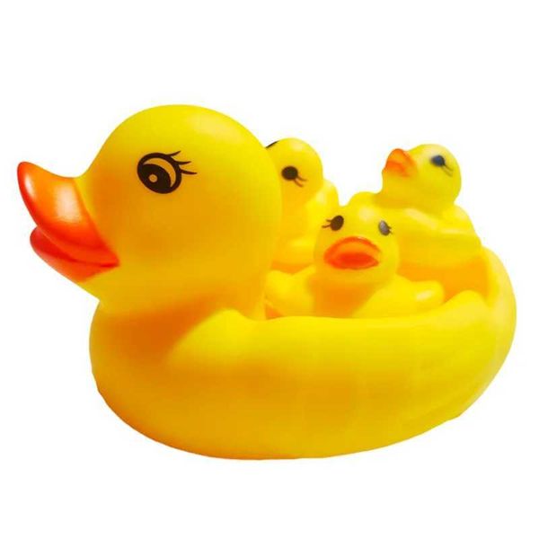 Toys de bain pour bébé Toys Duck Duck Toys 4pcs Home Rubber Ducky Float Squeak Summer Place Pool Party Decoration Carnival Game GidSSSS2452422