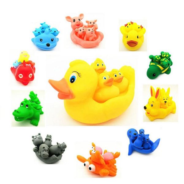 Juguetes de agua para el baño del bebé Uno que apoya a tres animales flotantes Juego de juguetes de baño con sonido Equipo de natación para niños Niños