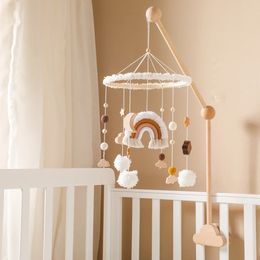 Baby Bed Bell Hanging Toy 012 mois né en bois mobile Mobile Music Box Honter du support de berceau accessoires pour nourrissons 240415