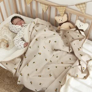 Couvertures de bébé pour lits 4 couches coton Swaddle mousseline couverture literie linge bébés accessoires né serviette de bain mère enfants 240312