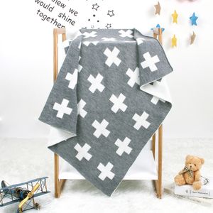 Couvertures de bébé tricotées pour les nouveau-nés Bebes Swaddle Wrap Couverture Candy Couleur Infantil Poussette Canapé Literie Couvre Enfant Quilts LJ201105