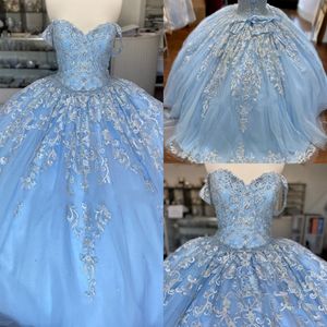 Baby Blue Lace Tulle Sweet 16 Robes de l'épaule Applique florale TULLE CORSET CORSET Vestidos de Quinceanera Robes de bal Prom 284i