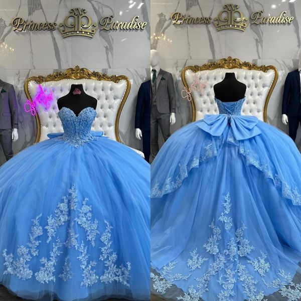 Baby Blue Princess Robes Robe de bal Sweetheart Appliques Vestido de Quinceanera Tulle Sweet Masquerade Robe avec nœud de nœud