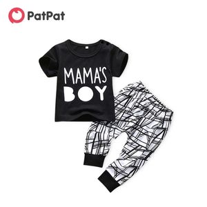 Baby Boy Mama's Boy Print Tee en broek Set 210528