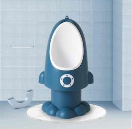 Baby Boy Potty Toilet Trainage Rocket Forme Enfants Boys d'urinoir vertical Bandle pour enfant ajusté Hauteur Wallmounted Urinal LJ28186065