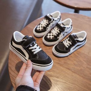 Baby Boy Shoes Soft Souded Sneakers For Baby Girls First Walker Newborn Casual Classic Sports Shoes Crib Toddler Prewalker 018m L230518