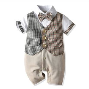 Bébé garçons Gentleman Style barboteuses 2021 été enfant en bas âge garçon gilet noeud papillon barboteuse infantile à manches courtes combinaisons enfants coton Onesies