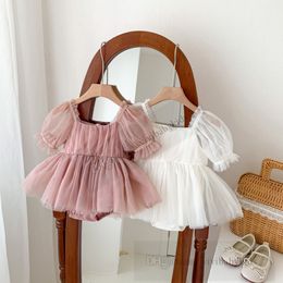 Vestidos de bautizo para bebés para niños pequeños para niños de encaje de encaje manga aros arses de cinturón chicas infantiles de primera fiesta de cumpleaños ropa de escalada z7967