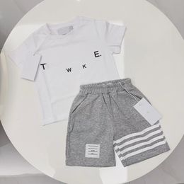 Baby Clade Kids T -shirt Kind Kort Set Kinderen Designer Designer Summer Boy Girl Sets Luxury Brand Lace Letters