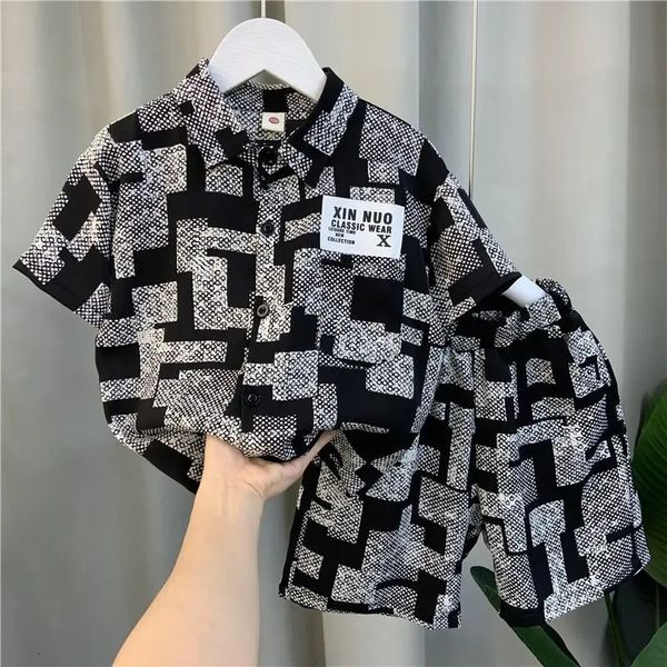 Baby Clothes Boys Summer Shirt Suisse à manches courtes 2024 Bébé Marque tendance Childrens Cool et beau ensemble en deux pièces 240426