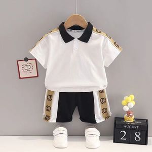 Conjunto de ropa de bebé, camiseta, pantalones cortos, ropa informal para niños pequeños, chándal para niños, dibujos animados para niños, 2 unids/set