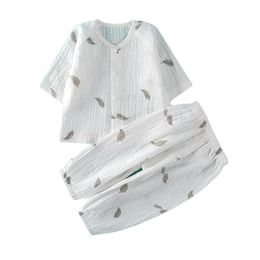 Ensembles de vêtements pour bébé filles garçons tenues à manches longues née en mousseline en mousseline coton chemise toppants costumes de vêtements de maison 2pc 04t 240327