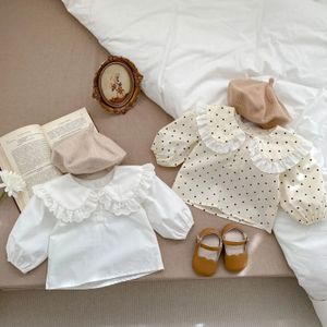 Babykleding Lente en Herfst Meisje Kanten Revers Shirt Koreaanse Stijl Polka Dot Katoen Lange Mouw Zoete Casual Vest Top 240314