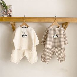 Bébé coton lin vêtements ensemble Plaid dessin animé décontracté hauts pantalons 2 pièces mignon garçon filles confortable infantile tenues 220507