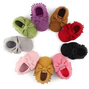 Chaussures rembourrées en coton pour bébé Glands givrés Semelle souple antidérapante pour bébé Chaussures de marche pour tout-petits d'hiver Taille Prewalkers (11cm 12cm 13cm)