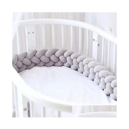 Baby Cribs 2024 Bed Bumper Knoop Kussenkussen voor jongens Girls Vier vlecht Cot Crib Protector Cuna Para Room Decor Drop levering Kids Ma Otabm