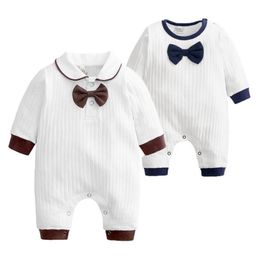 Baby designer kleding gentleman baby jongens romper boog peuter meisjes jumpsuits pasgeboren klimming kleding baby boutique kleding DW4577