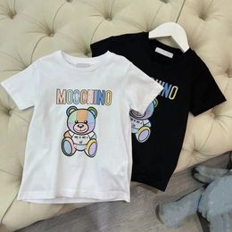 Bebé diseñador niños Camiseta de manga corta para bebé Ropa para niños Impresión de letras color sólido productos cómodos de verano Nuevas llegadas Tamaño 90-160 CM