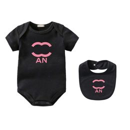 Baby Designer Rompers Newborn Clothes Boy Girl Designer Summer Coton Coton Vêtements 0-2 ans mois pour enfants Assocites pour enfants Kalekids-6 CXD2401192