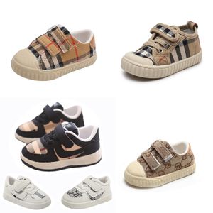 Chaussures de créateur de bébé Fashion Sneaker Kid