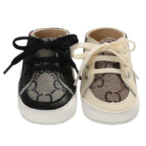Babyontwerpers schoenen pasgeboren kind schoenen canvas sneakers 6 kleuren baby boy girl soft sole wieg schoenen eerste wandelaars 0-18 maanden hipl916
