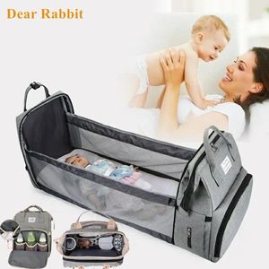 Baby Diaper Sac Bed Backpack pour maman MATERNITY SAC pour une poussette Sac Nappy Sac d'allaitement de grande capacité pour les crochets de mise à niveau de soins pour bébé 231227