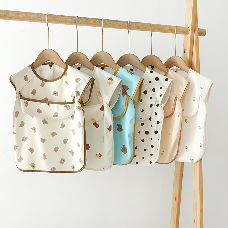 Baby Feeding Bibs Burp Cloths Soft PU Waterproof Sleeveless Apron with Pocket Cute Print for Kids Children Eating Drawing