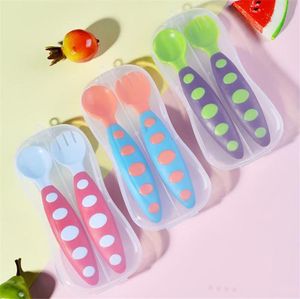 Vaisselle d'alimentation pour bébé Cuillères pour bébé Enfants Fourchette à soupe molle Cochleare Cuillère pour bébé Vaisselle mignonne Nourrir les ustensiles pour bébé avec boîte da256