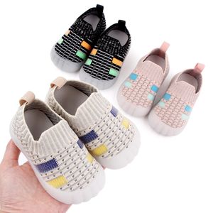 Baby eerste schoenen Gemengde kleuren Unisex Walker Jongens Meisjes Kinderen Rubberen Soft Sole Floor Shoes Brei Booties Anti-Slip