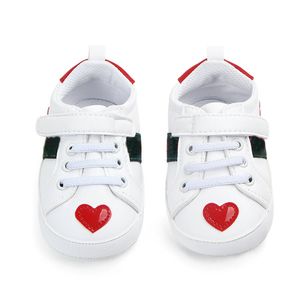 Baby Babyschoenen Designer Pasgeboren Hart Print Sneakers Casual Schoenen Zachte Zool Prewalker Baby Schoenen Sport 0-18Months