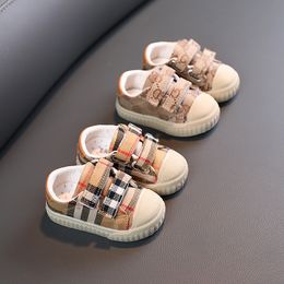 Baby Designer schoenen Kid First Walkers Infant Peuter Girls Boy Casual Mesh Soft Bottom Anti-Slip Footwear Spring Autum