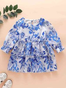 Robe bébé à imprimé floral avec trou clé dans le dos et ourlet superposé SHE