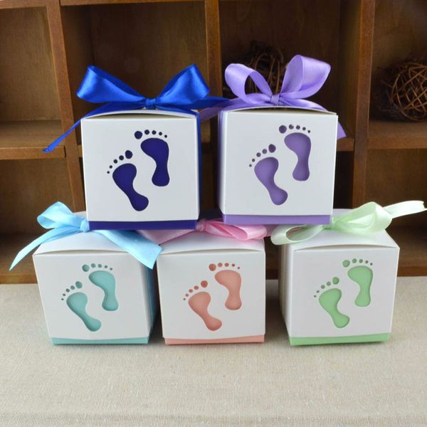Carols de faveur Baby Foot Candy Box Baby Shower Carriage Paper Sac Sac Foot empreintes Boîtes de fête Baptême Container Gift