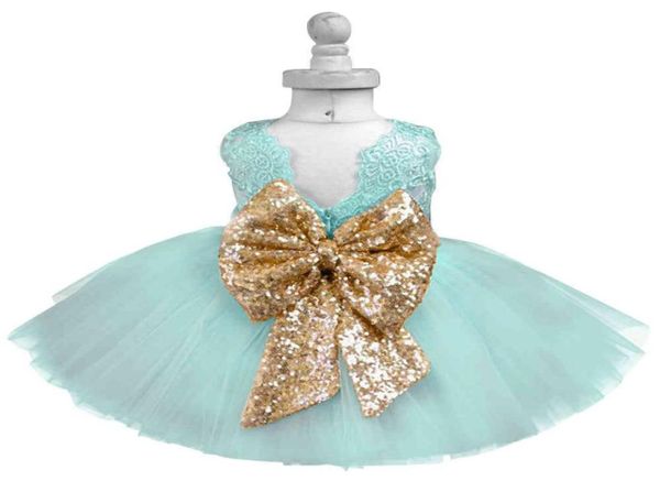 Diseños de vestido de bebé Vestido de bautizo de encaje Lazo dorado Niña 1 año Traje de primer cumpleaños Vestido de fiesta infantil para niños pequeños Vestido para niños K3303329