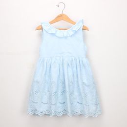 Babymeisjeskleding katoenen jurken mode borduurwerk mouwloze pierced boog bloem kanten jurk 2019 zomer boetiek meisjes kleding z11