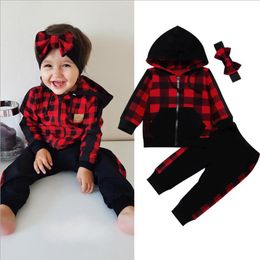 Bébé Fille Vêtements Treillis Enfant Filles À Capuche Pantalon Bandeau 3pcs Ensembles Plaid Survêtement Designer Enfants Tenues INS Bébé Clothin3807006