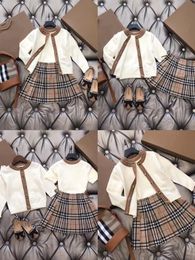 Baby girl robe vêtu Designer Kid Automne Party Tenues Plaid brun Design Fashion Girls Robes de mariée Vêtements