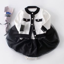 Babymeisje outfits kleding set geboren lange ssleeve gebreide jas + rompertjes rok pak herfst baby meisjes kleding 210429