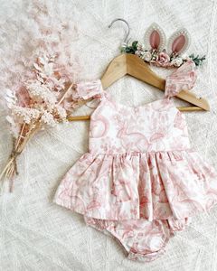 Baby Girl Romper/Girl Dress Cartoon Rabbit Print Design Mouwloze ruche zoom schattige jumpsuit zomer outfit 240409