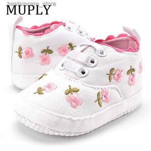 Zapatos de niña de encaje blanco bordado floral zapatos suaves Prewalker Walking Toddler Kids Shoes First Walker envío gratis L230522