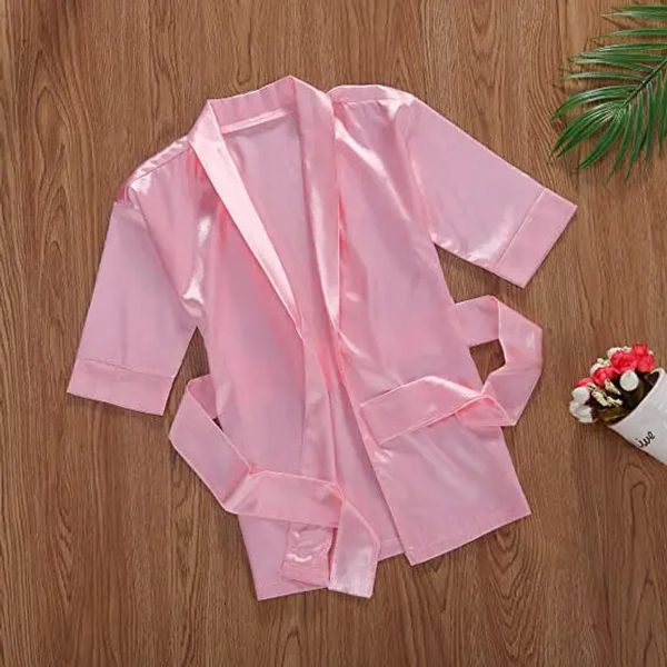 Baby Girl Couleur Couleur Pyjamas Robe de satin de soie Shoux Plaine Kimono Robe Toddler Kids Nightwear tenue 240418