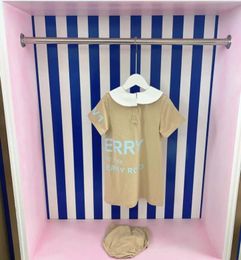 Baby Girl Summer Tweed Piece Dress Sets Roze kleurenjurken Briefs Set 80120cm modeontwerper Boutique Kleding Katoen materialen 9546164