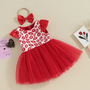 Babymeisje Valentijnsdag outfits met korte mouwen, lippen, print, tule jurk met hoofdband, set peuterkleding 240228