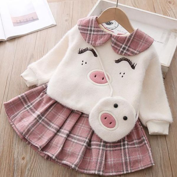 Bébé fille hiver vêtements chauds jupe à carreaux en peluche costume deux pièces dessin animé poupée col pull en laine plus velours épaississement ensemble 210515