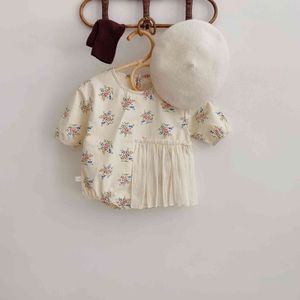 Baby Meisjes Mode Floral Coveralls Baby's Unieke Ontwerp Patchwork Lange Mouw Bodysuits 210508