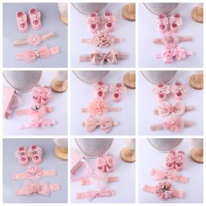 Ensemble de bande de cheveux pour bébé Chaussures pour bébé Chaussettes Chaussettes pour nouveau-né Bandeau en dentelle 100 jours Un mois Coffret cadeau 3 pièces Accessoires pour cheveux YL213